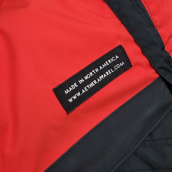 Aether Quilted Jacket - Picture 9 of 9